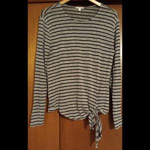 Stella & Dot Tatum Top Gray & Navy Blue Large